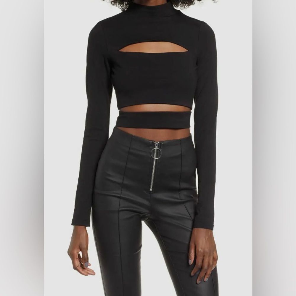 Tiger mist black super cropped long sleeve mock neck/turtleneck top with slit